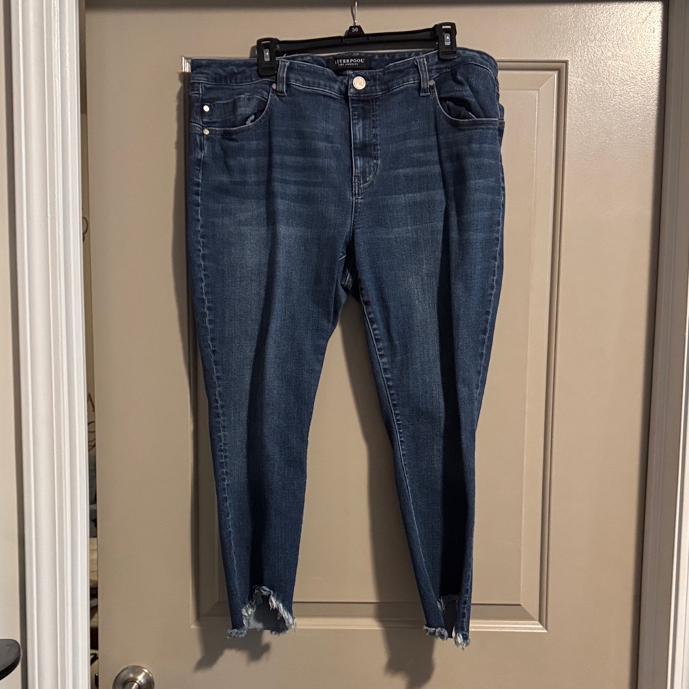Liverpool Deep Indigo Cropped Jeans